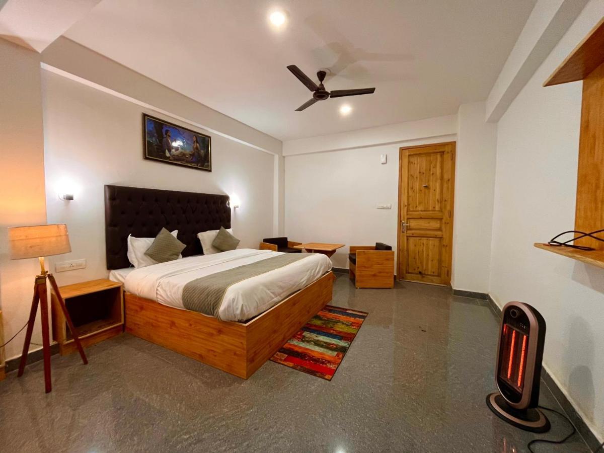 Hotel Beas River Retreat - A Riverside Hotel With Balcony Manāli Exterior foto